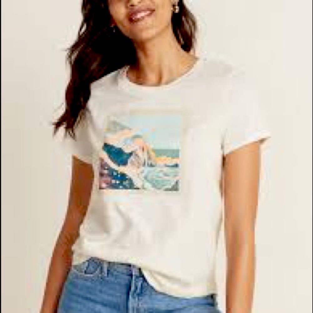 ISO This Old Navy graphic tee